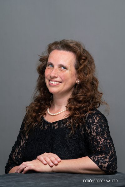 Lilla Harasztiné Gulyás-Nagy