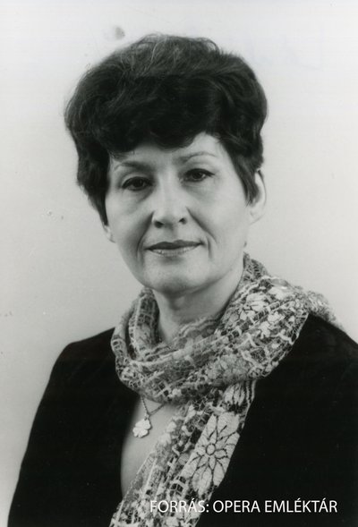 Margit László