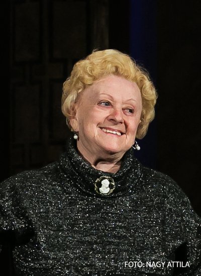 Zsuzsa Barlay